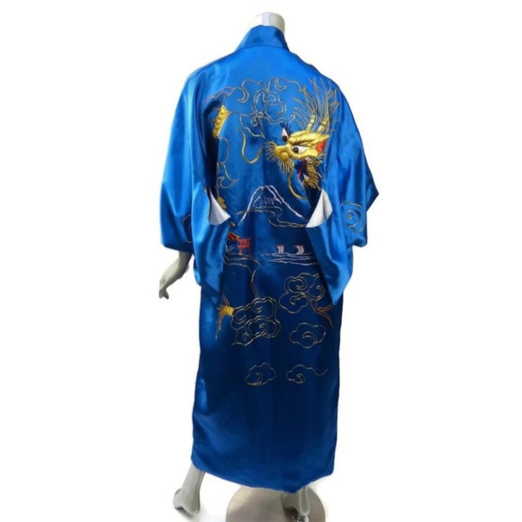Vtg Cobalt Blue Satin Sea Serpent Landscape Embroidered‎ Kimono Fully Lined - Picture 8 of 12